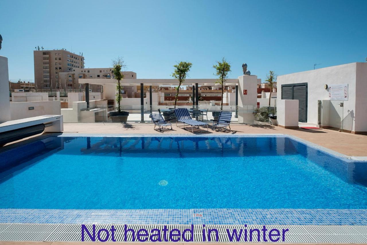 Apartamento Deluxe Con Piscina, Terraza & Parking مالقة المظهر الخارجي الصورة